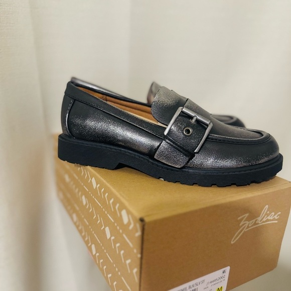 Zodiac Women's Black Renee Loafer Silver Black 7 - Picture 4 of 9
